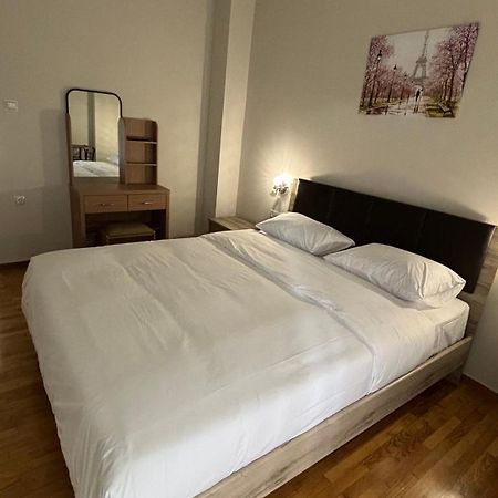 Valentino Apartment Atene Esterno foto
