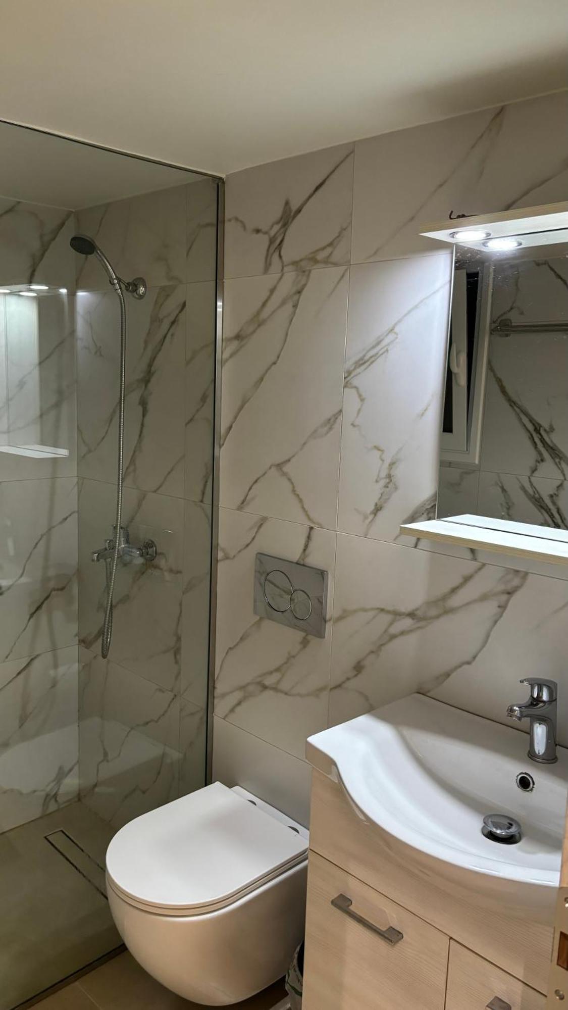 Valentino Apartment Atene Esterno foto